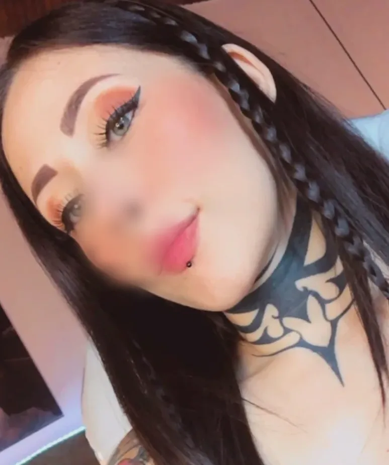 Britt, 26
