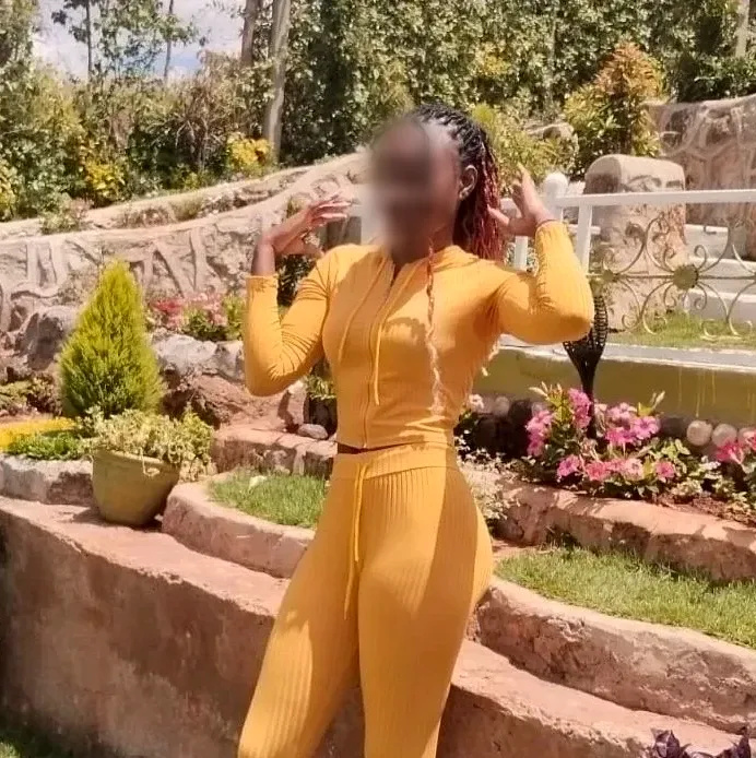 Cindy, 26