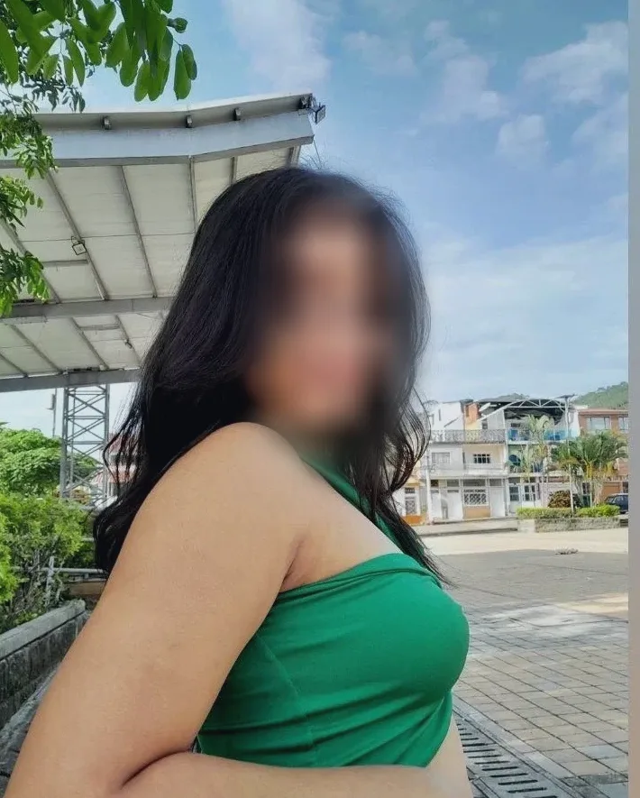 Priscilla, 24